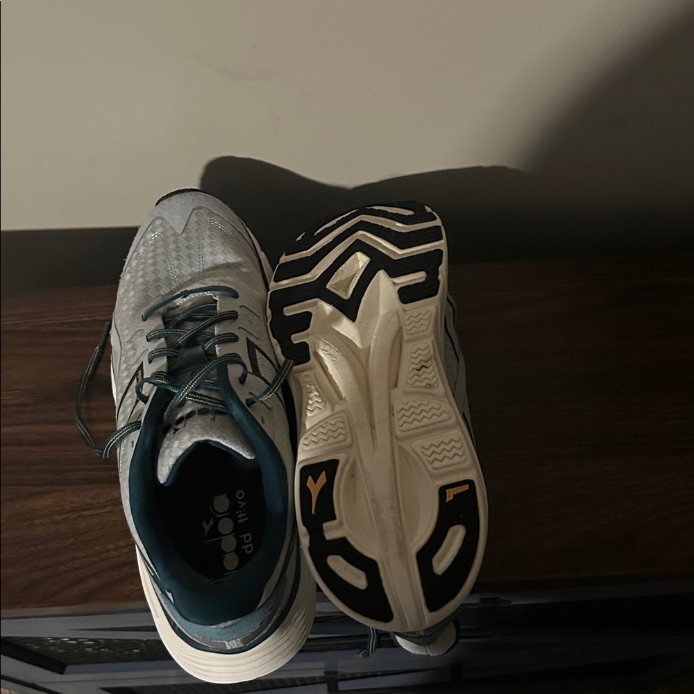 Diadora Grey Equipe Nucleo Running Shoes~Size 13 - Picture 6 of 8